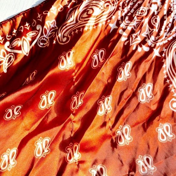 Set of 2 Large Versatile Square Silky Scarves w/ Warm Fall Colors, Brown/Ivory - Picture 6 of 6